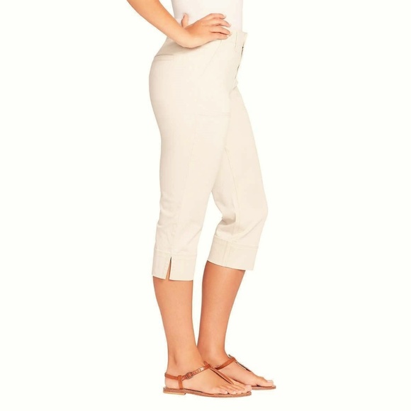 gloria vanderbilt rhea capri